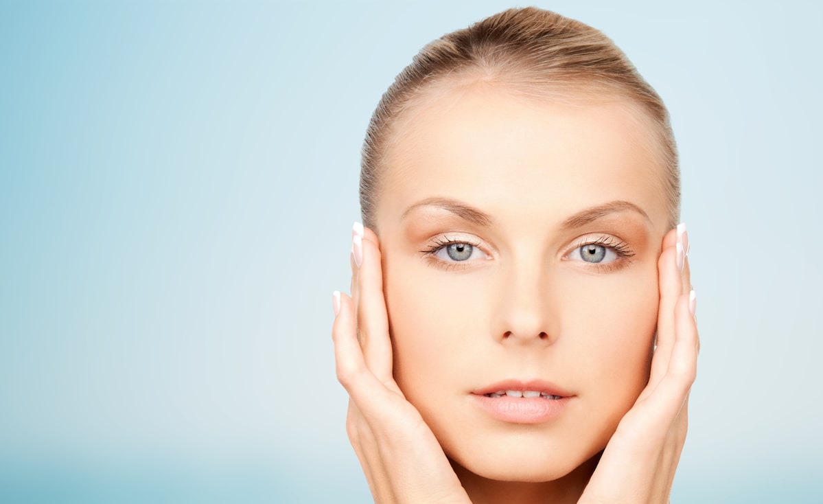Surgical Facial Rejuvenation Procedures for a Youthful Look